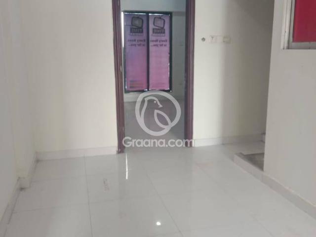 450 Ft² Flat for Sale