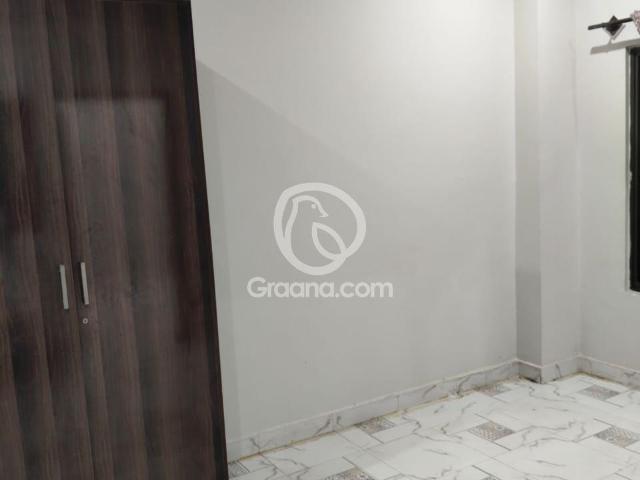 450 Ft² Flat for Rent