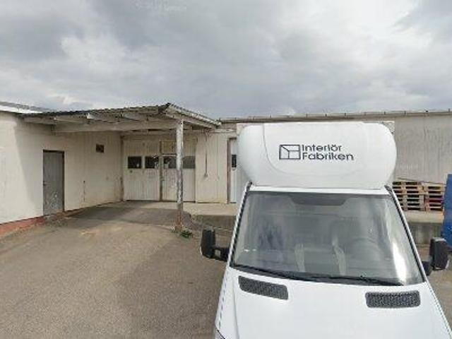 450 m2 lager uthyres i Halmstad
