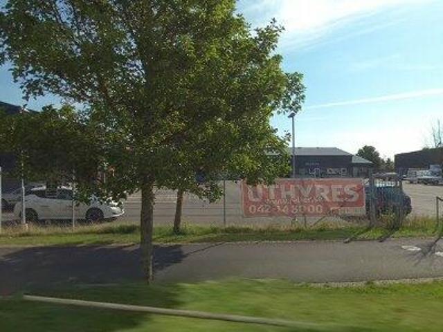 450 m2 lager uthyres i Landskrona