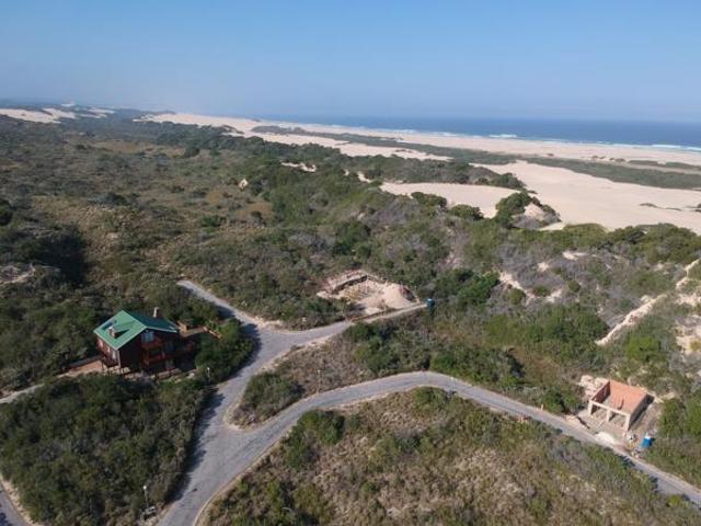450 m² Land available in Gamtoos River Mouth