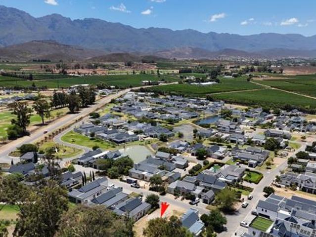 450 m² Land available in Robertson