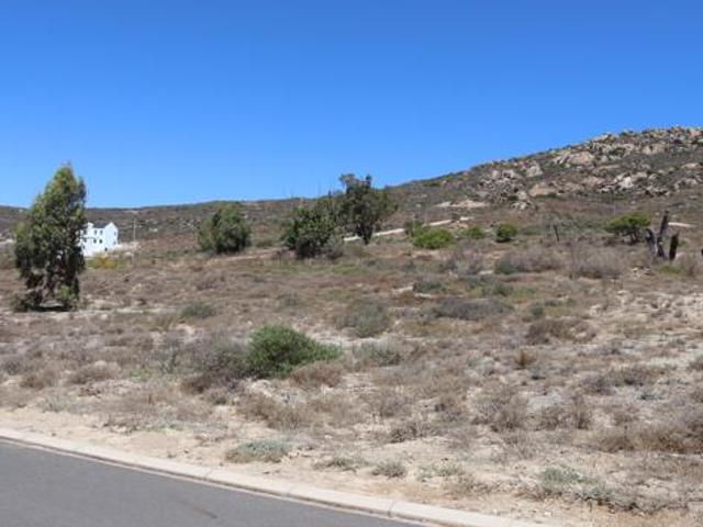 450 m² Land available in St Helena Views