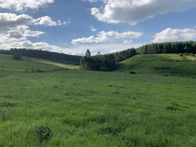 450 m² Land available in St Johns Village