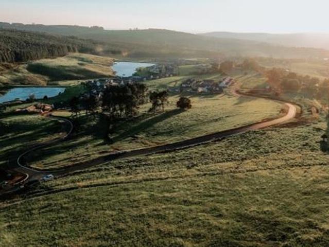 450 m² Land available in St Johns Village
