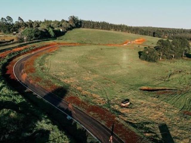 450 m² Land available in St Johns Village