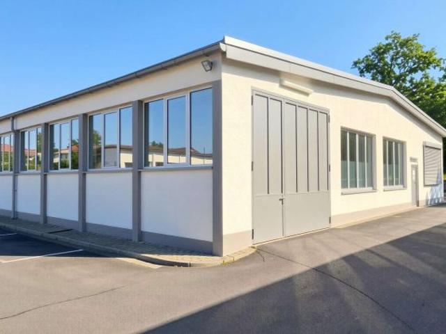 450 m² Lager /Produktion mit Bürofläche zu vermieten
