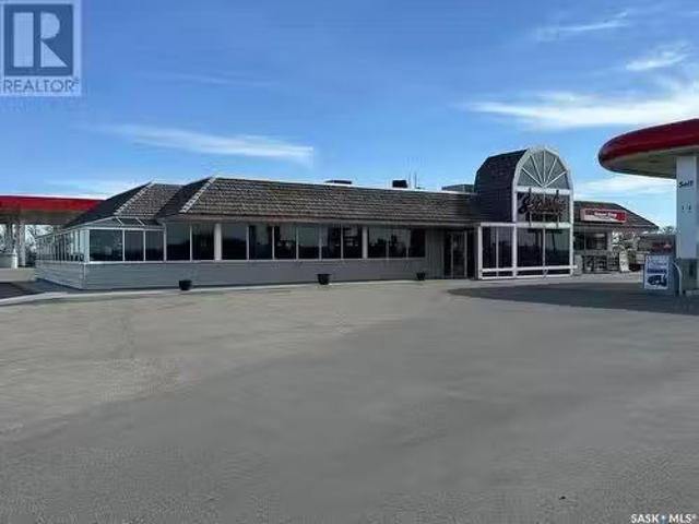 450 North Service Road, Moose Jaw, SK, S6H 8A6 commercial fo.