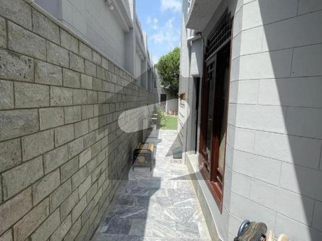 450 SQYD Bungalow For Rent In Phase 7 DHA Phase 7