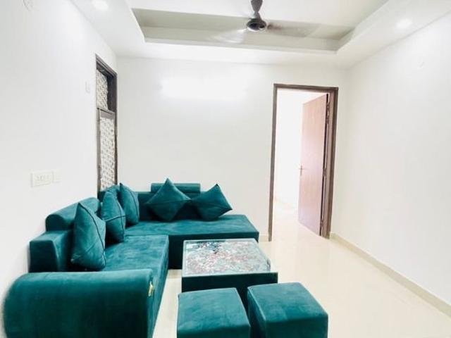 450 Sq.Ft. Builder Floor in Neb Sarai Delhi Listing ID: #10378