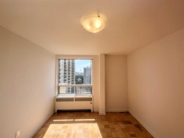 450 Walmer Road 2 Bedroom Apartment for Rent at 450 Walmer Rd, Toronto, ON M5P 2X8 Forest Hill