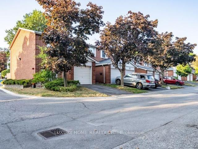 451 4 Harper Way, Thornhill | For Sale @ $750,000 | Condos. Ca