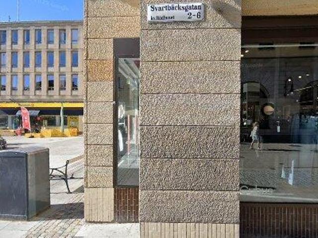 451 m2 lager uthyres i Uppsala