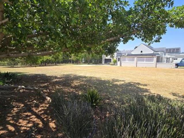 451 m² Land available in Robertson