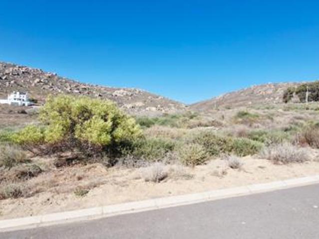 451 m² Land available in St Helena Views