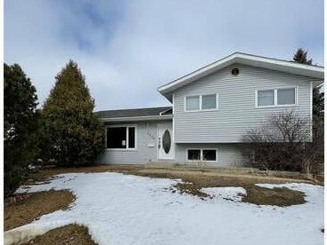 4524 55 AV Lamont Alberta