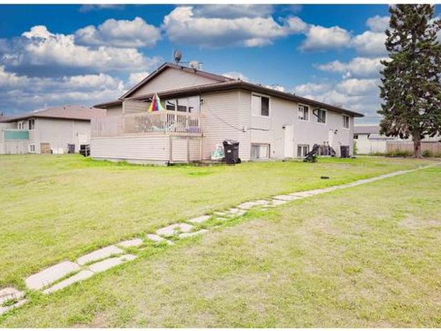 4529 50 Avenue, Cold Lake, AB, T9M 1Y8 fourplex for sale | Listing ID E4414 | Royal LePage
