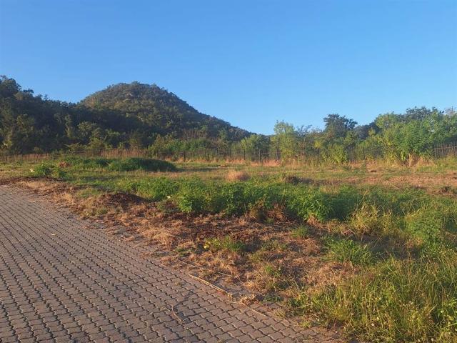 452 m² Land available in Karino