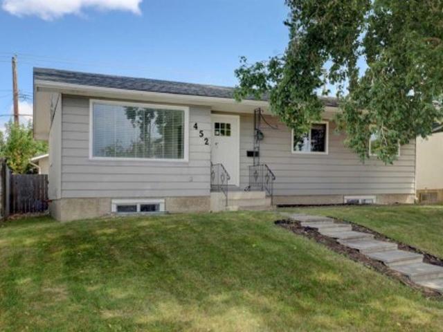 452 Queen Alexandra Way Se, Calgary, AB, T2J 3P1 house for sale | Listing ID A2332 | Royal LePage