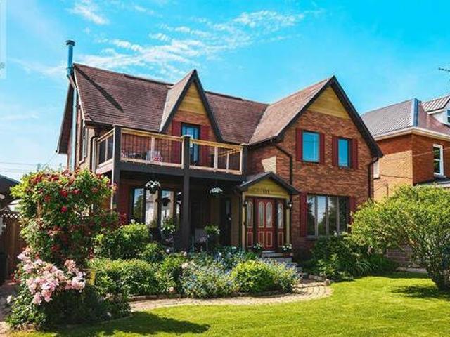 452 WALLACE STREET Wallaceburg Ontario