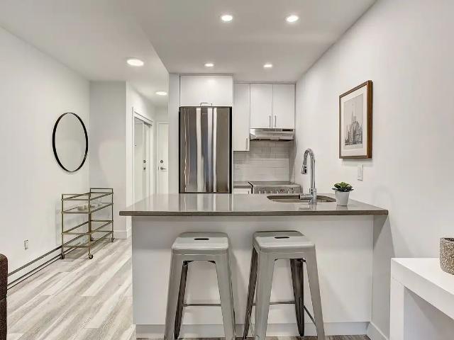 4530 Avenue Coloniale
