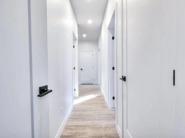 4530 Girouard 3 Bedroom Apartment for Rent at 4530 Av Girouard, Montréal, QC H4A 3E6 Norte Dame De Gráce