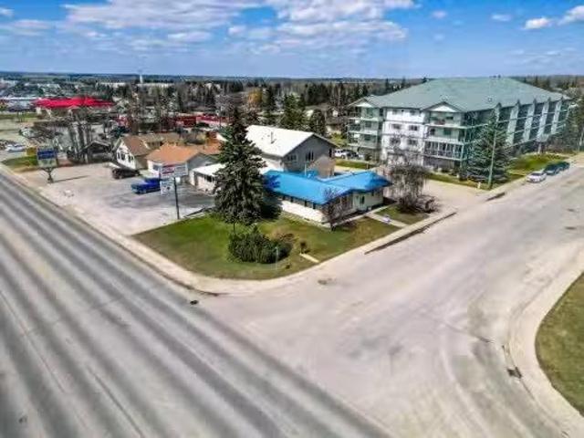 4530 54 Avenue, Olds, AB, T4H 1B8 commercial for sale Listi.
