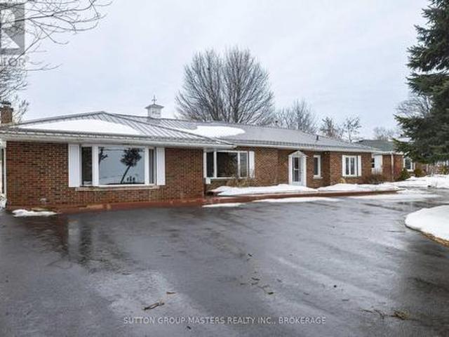 4531 Bath Road, Loyalist 54 Amherstview, ON, K7N 1A6 house for sale | Listing ID X12003 | Royal LePage
