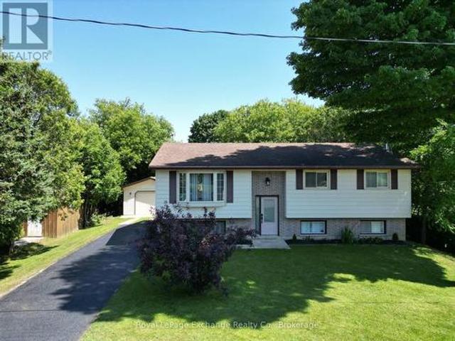 453 Elgin Street, Kincardine, ON, N2Z 2V4 house for sale | Listing ID X13582 | Royal LePage