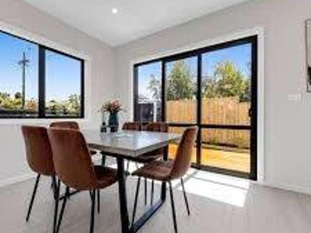 4/53 Hutchinsons Road, Bucklands Beach, Manukau City