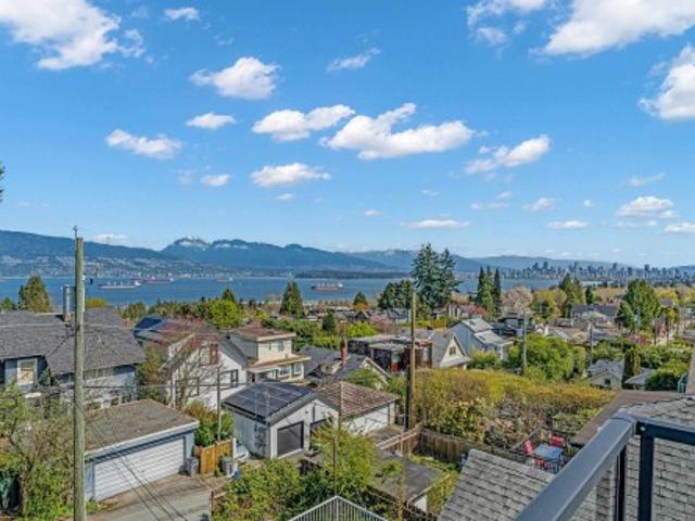 4541 W 5Th Avenue, Vancouver, BC, V6R 1S6 house for sale | Listing ID R3023 | Royal LePage