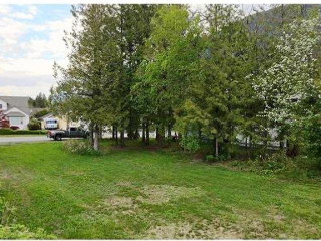 454 Alder Avenue, Harrison Hot Springs, BC, V0M 1K0 vacant land for sale | Listing ID R3079 | Royal LePage