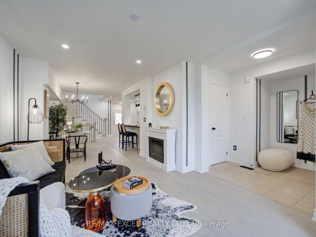 454 Bur Oak Avenue, Markham | 3+2Beds/5Bath, Townhouse, $899,000 | Condos. Ca
