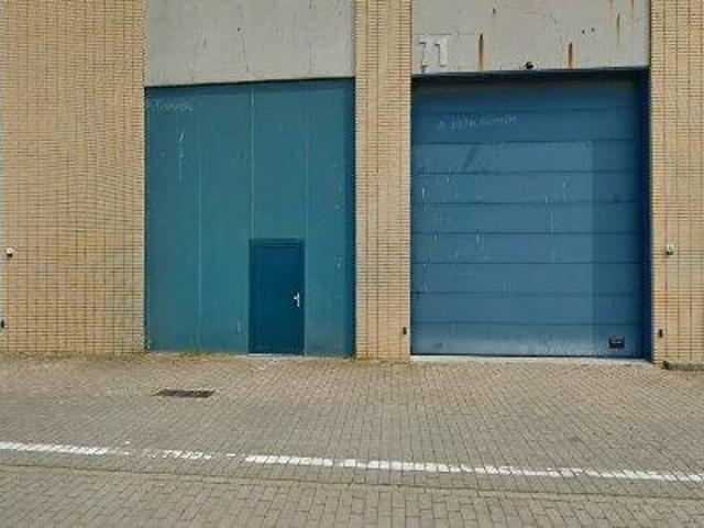 454 m2 warehouse for rent in Oostende