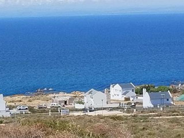 454 m² Land available in St Helena Views