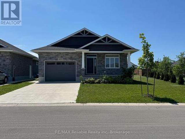 454 Warren Street, Goderich. Town, ON, N7A 0C3 house for lease | Listing ID X13538 | Royal LePage