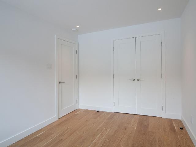 4555 Bonavista Avenue 1 Bedroom Apartment for Rent at 4555 Av Bonavista, Montréal, QC H3W 2C7 Snowdon