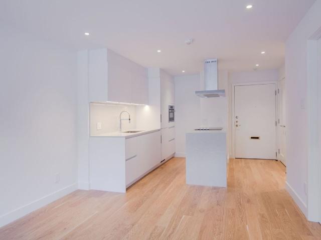 4555 Bonavista Avenue 2 Bedroom Apartment for Rent at 4555 Av Bonavista, Montréal, QC H3W 2C7 Snowdon