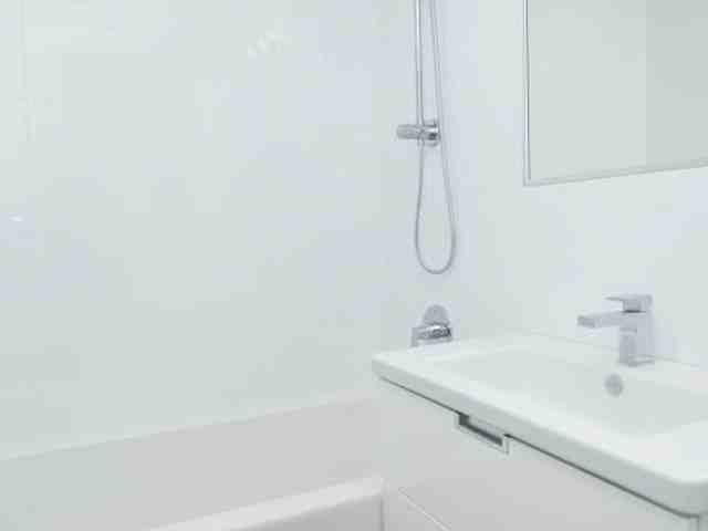 4557 Sherbrooke Street West 3 Bedroom Apartment for Rent at 4557 Rue Sherbrooke O, Westmount, QC H3Z 1E8