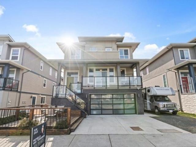 45582 Meadowbrook Drive, Chilliwack, BC, V2P 0G6 house for sale | Listing ID R3119 | Royal LePage