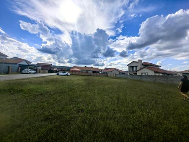 455 m² Land available in Waterkloof
