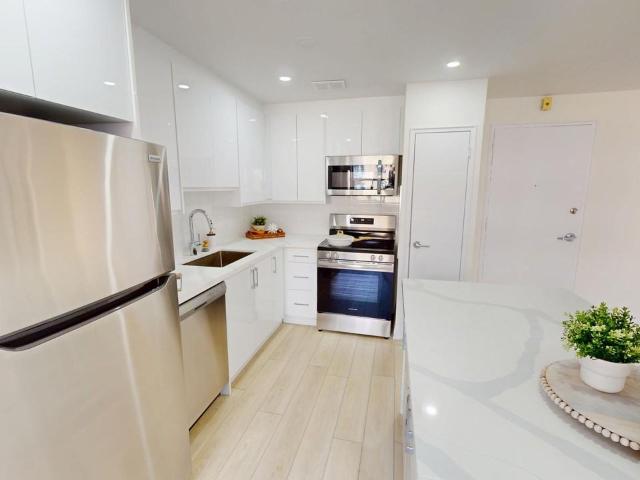 455 Maple 2 Bedroom Apartment for Rent at 455 Maple Ave, Burlington, ON L7S 1M1 Maple