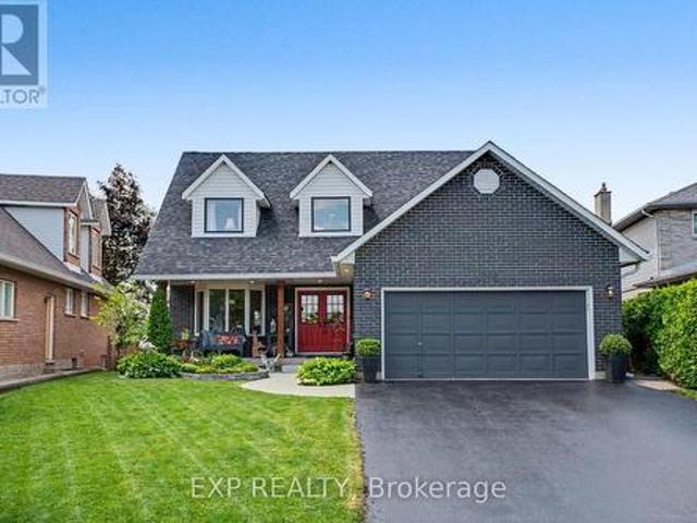 4566 Cedarbrook Lane, Lincoln, ON, L0R 1B5 house for sale | Listing ID X13430 | Royal LePage