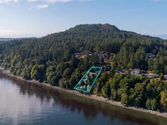 4569 Cordova Bay Rd, Saanich, BC, V8X 3V6 vacant land for sale | Listing ID 1042 | Royal LePage