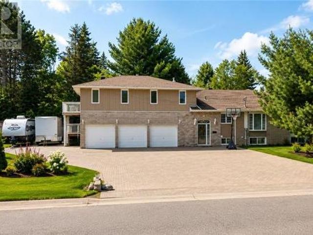 4560 Chenier, Greater Sudbury, ON, P3P 1X5 investment for sale | Listing ID 2129 | Royal LePage