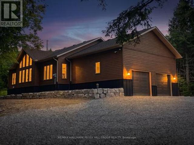 4571 Aspdin Road, Muskoka Lakes, ON, P0B 1M0 house for sale | Listing ID X13604 | Royal LePage