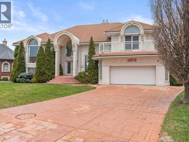 4572 Lake Grande Court, Windsor, ON, N9G 2R3 house for sale | Listing ID 26016 | Royal LePage