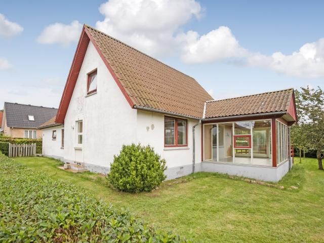 4572 Syrenvej 8, Pindstrup RealMæglerne