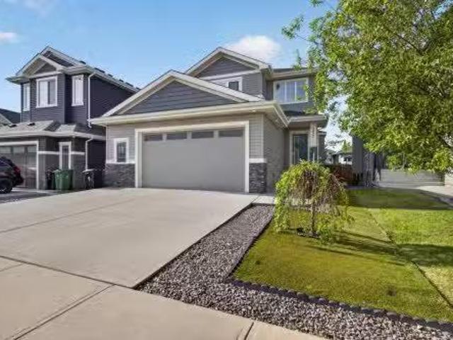 457 Meadowview Drive, Fort Saskatchewan, AB, T8L 0N9 house f.