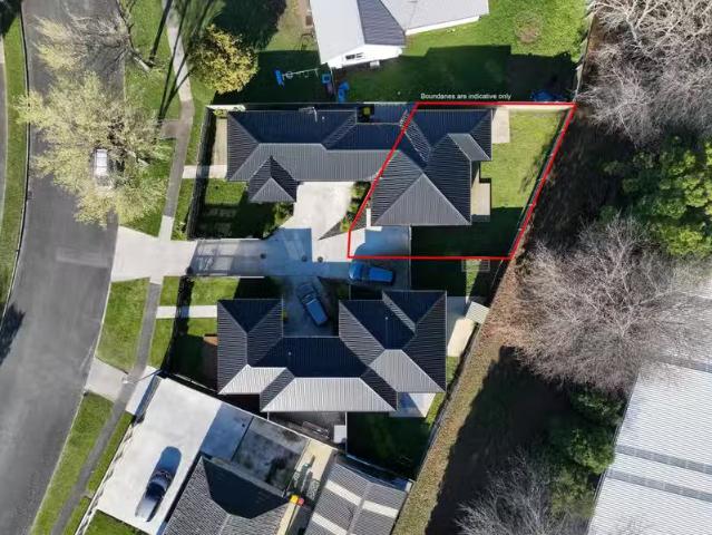4/59 Oakfield Crescent, Pukete, Hamilton City For Sale